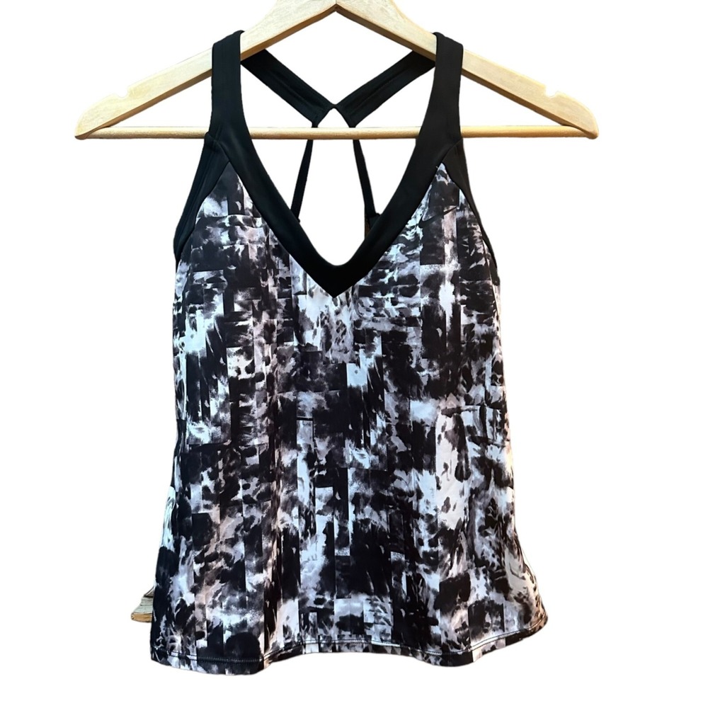 NWT NIKE Fire Tankini V-Neck Swim Top Strappy‎ Back Black White Beachy Small